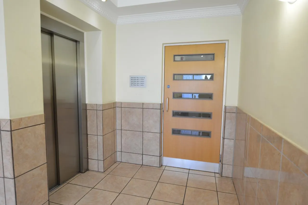 Holyrood Park - Carparking Included! Apartment Edinburgh