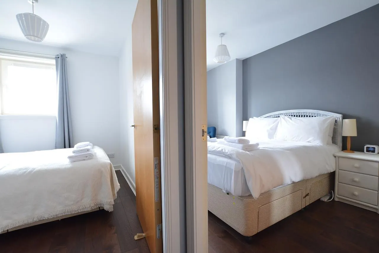 Holyrood Park - Carparking Included! Apartment Edinburgh United Kingdom